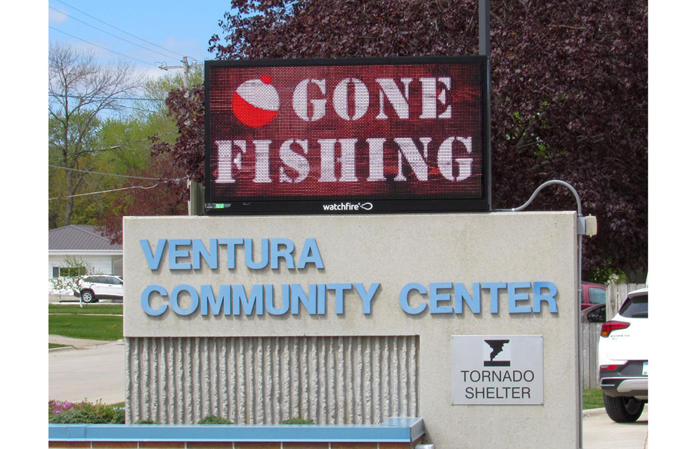 water bout engel Iowa's “Sportsman's Paradise” in Ventura Selects Watchfire Signs for New  Community Message Center - Sign Builder Illustrated, The How-To Sign  Industry Magazine