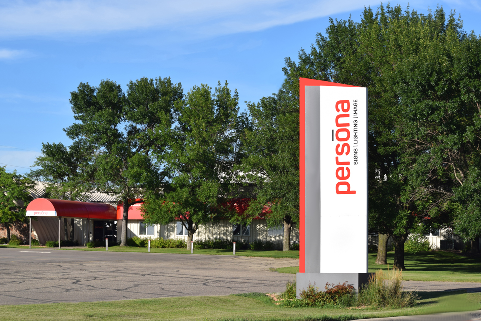 Super 8 Motels Founded in South Dakota - Persona Signs